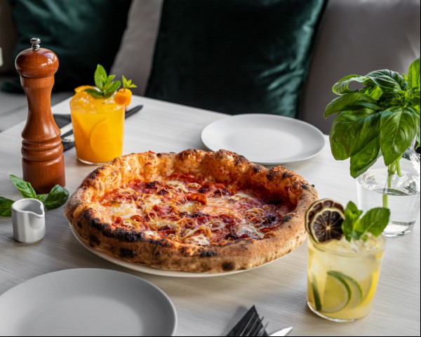 Przestrzenie Nowohuckie - pizza